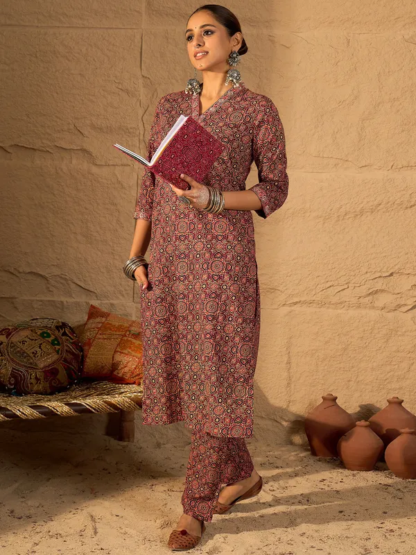 Red_Printed_Pure_Cotton_Kurta_Trouser_Set