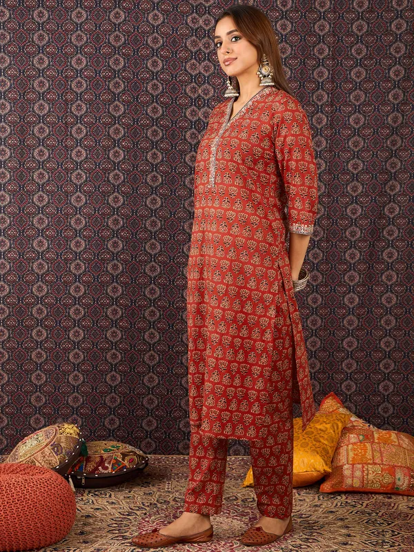 Red_Printed_Pure_Cotton_Kurta_Trouser_Set