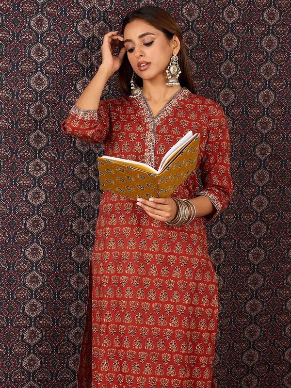 Red_Printed_Pure_Cotton_Kurta_Trouser_Set