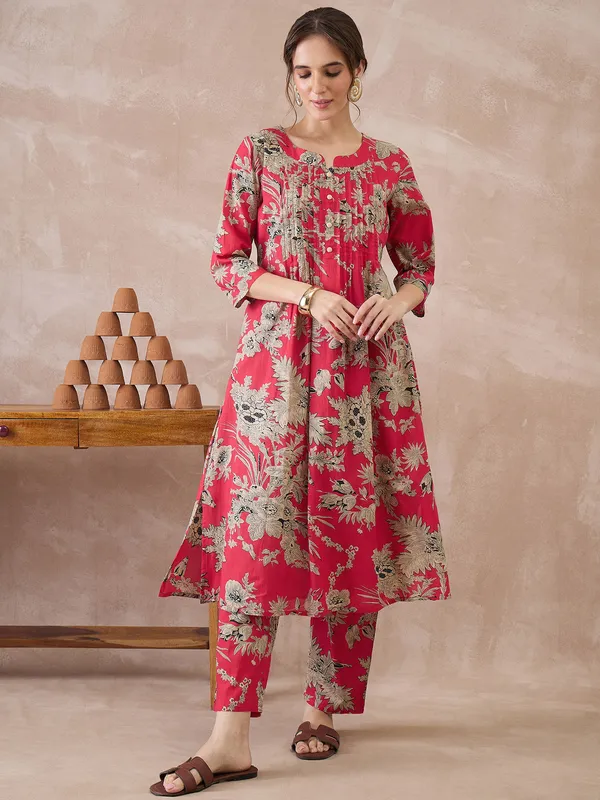 Red_Printed_Pure_Cotton_Kurta_Trouser_Set
