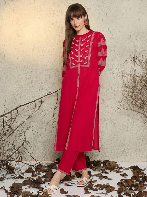 Pink_Embroidered_Pure_Cotton_Kurta_Trouser_Set