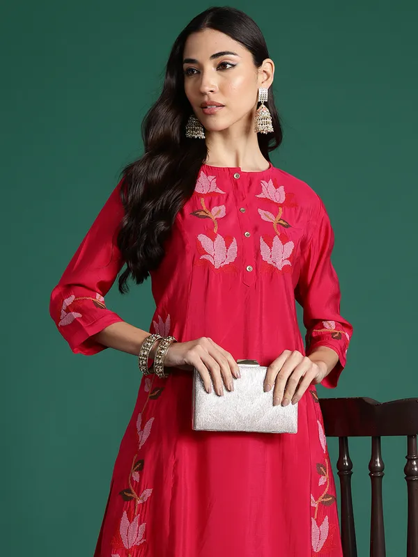 Pink_Embroidered_Pure_Cotton_Kurta_Trouser_Set