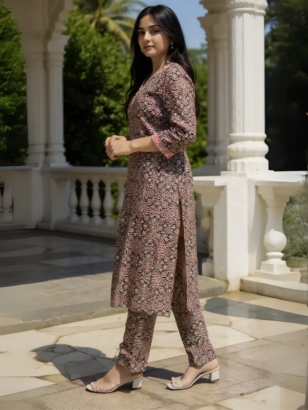 Orange_Printed_Pure_Cotton_Kurta_Trouser_Set