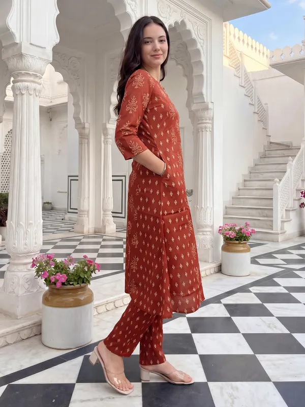 Orange_Printed_Pure_Cotton_Kurta_Trouser_Set