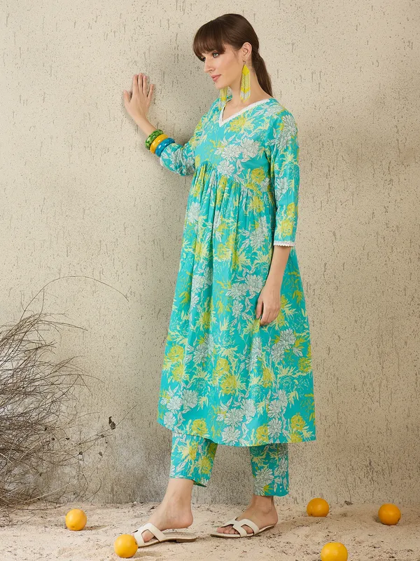 Sea_Green_Cotton_A-Line_Kurta_with_Trousers