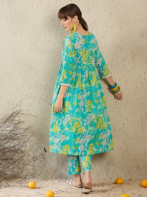 Sea_Green_Cotton_A-Line_Kurta_with_Trousers