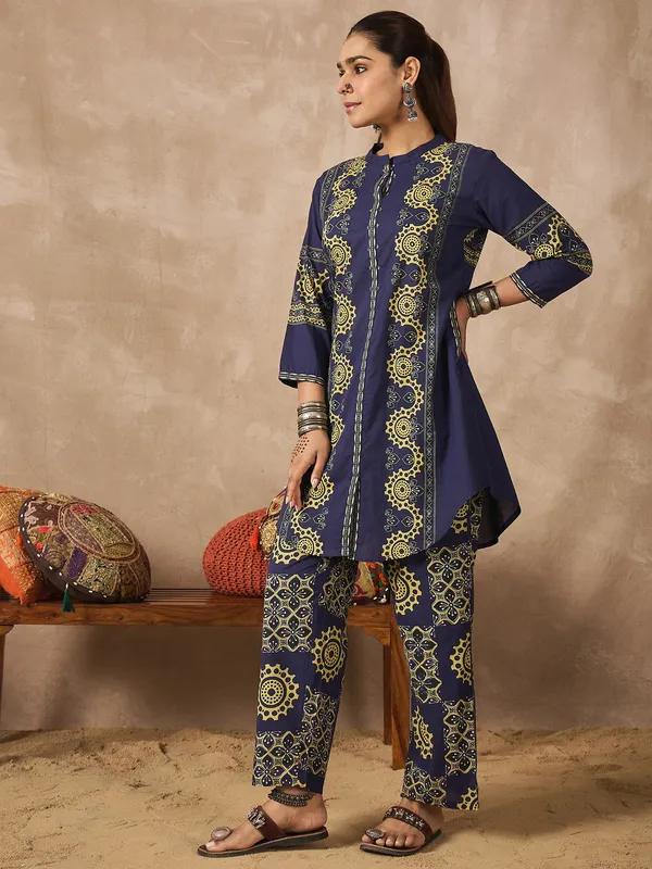 Blue_Printed_Pure_Cotton_Kurta_Trouser_Set