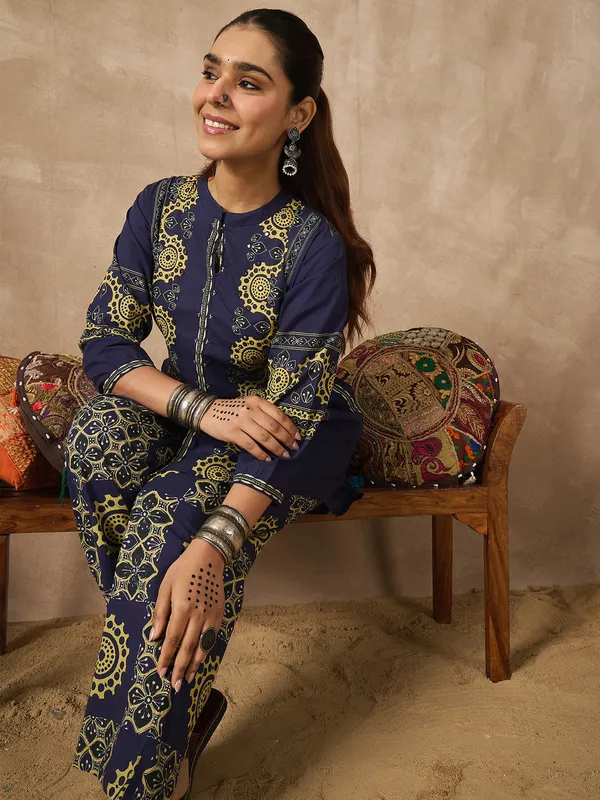 Blue_Printed_Pure_Cotton_Kurta_Trouser_Set