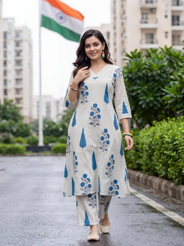 White_Printed_Pure_Cotton_Kurta_Trouser_Set
