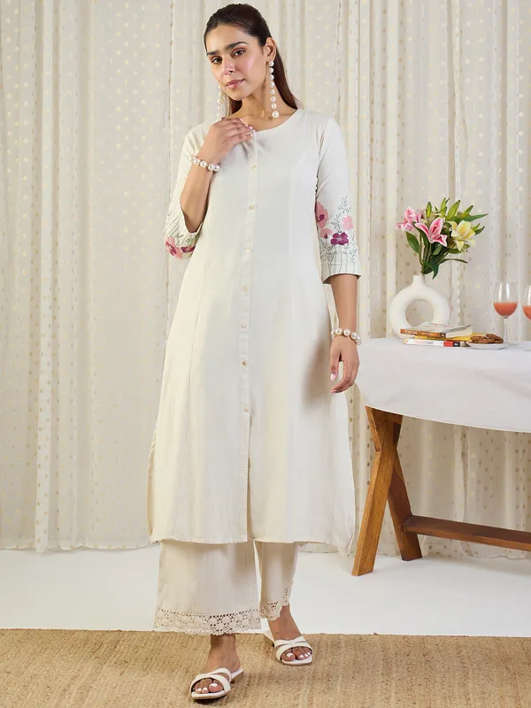 White_Cotton-Blend_A-Line_Kurta_with_Palazzos