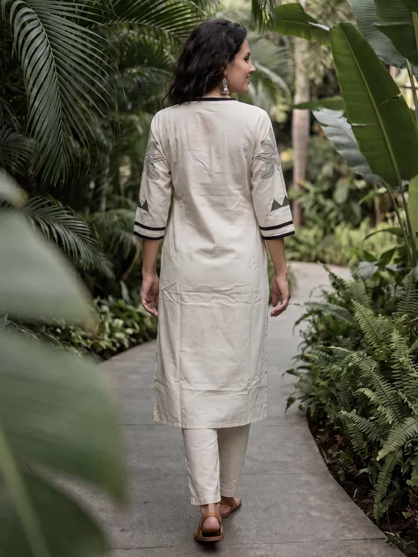 White_Printed_Pure_Cotton_Kurta_Trouser_Set