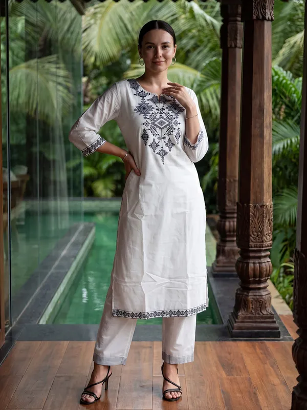 White_Printed_Pure_Cotton_Kurta_Trouser_Set