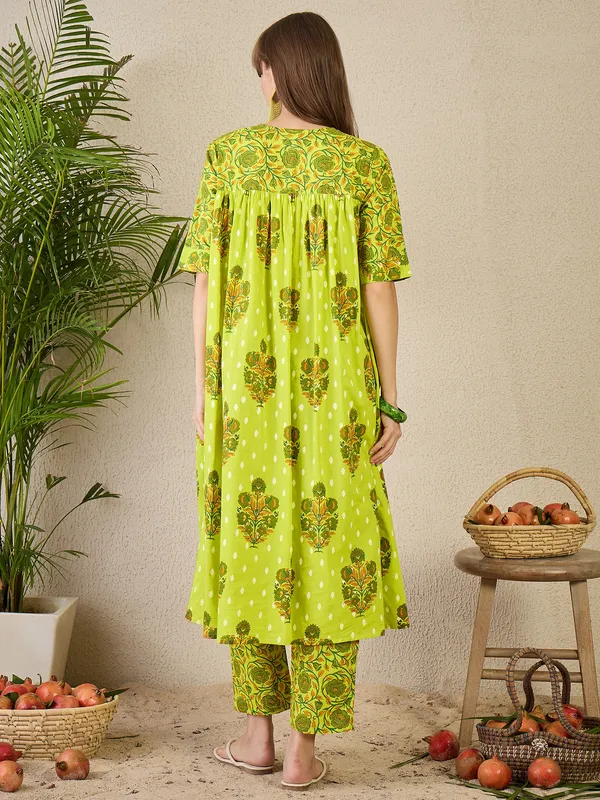 Yellow_Cotton_A-Line_Kurta_with_Trousers
