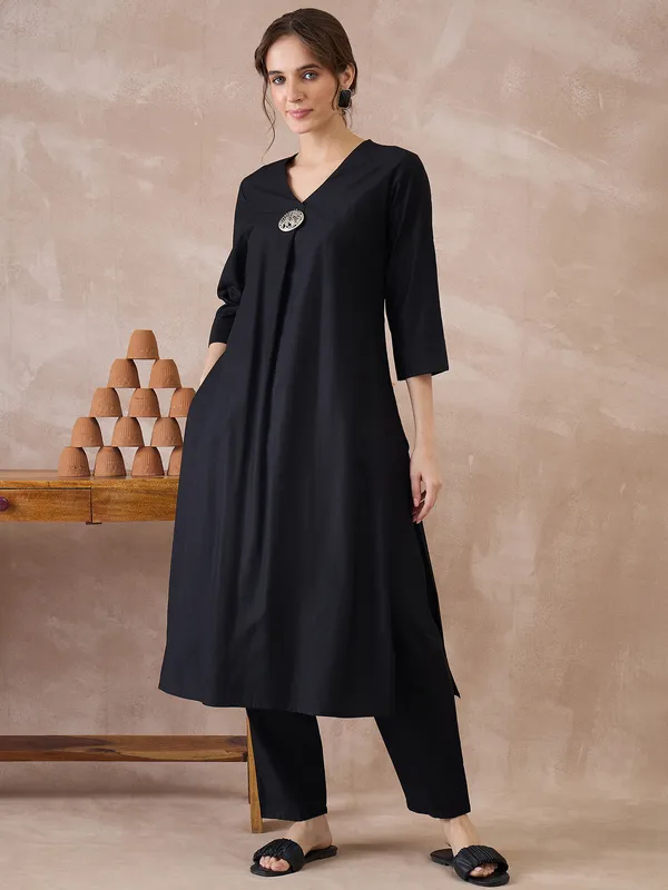 Black_Printed_Liva_Kurta_Trouser_Set