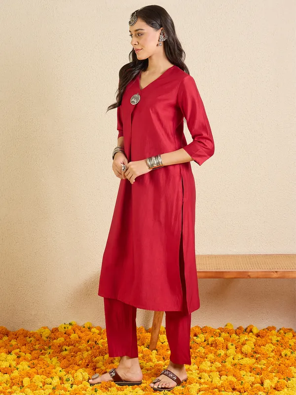 Maroon_Printed_Liva_Kurta_Trouser_Set
