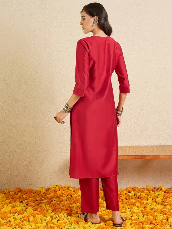 Maroon_Printed_Liva_Kurta_Trouser_Set