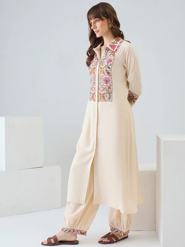 Beige_Embroidered_Viscose_Rayon_Kurta_Trouser_Set