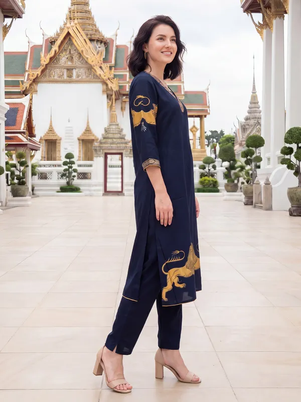 Blue_Printed_Viscose_Rayon_Kurta_Trouser_Set