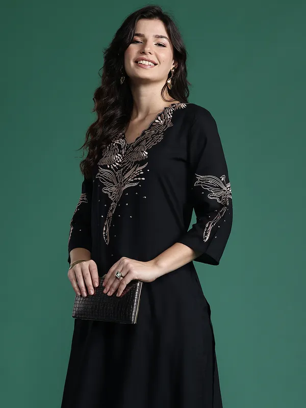 Black_Embroidered_Viscose_Rayon_Kurta_Trouser_Set