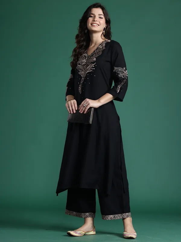 Black_Embroidered_Viscose_Rayon_Kurta_Trouser_Set