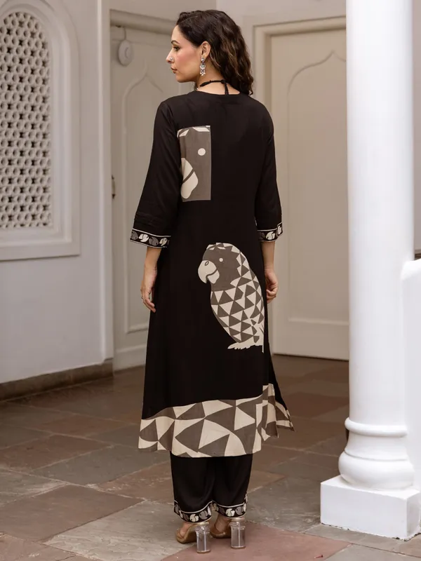 Black_Printed_Viscose_Rayon_Kurta_Trouser_Set