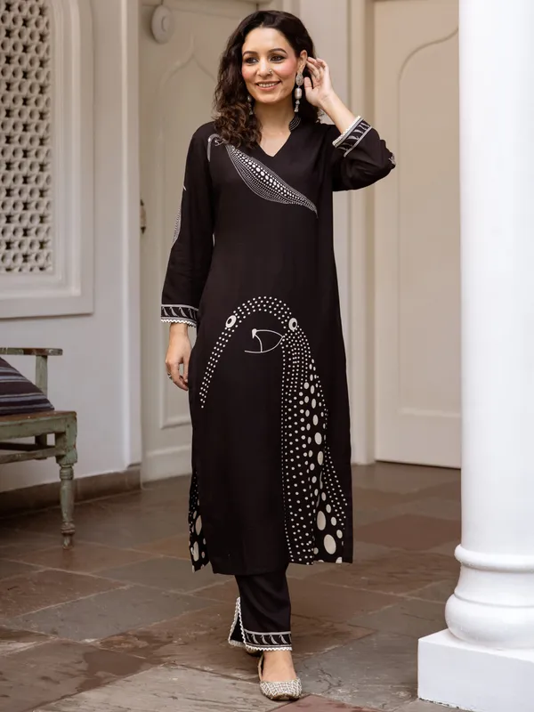Black_Printed_Viscose_Rayon_Kurta_Trouser_Set