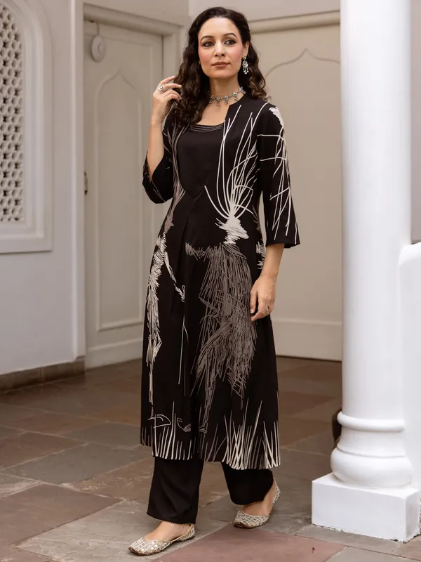 Black_Printed_Viscose_Rayon_Kurta_Trouser_Set