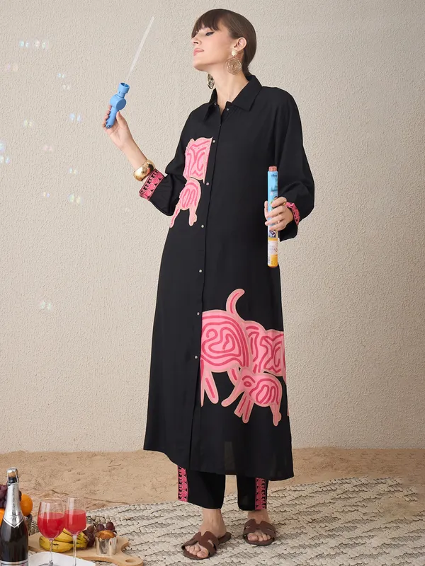 Black_Embroidered_Viscose_Rayon_Kurta_Trouser_Set