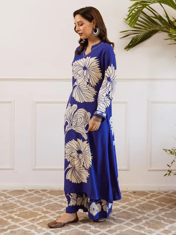 Blue_Printed_Viscose_Rayon_Kurta_Trouser_Set