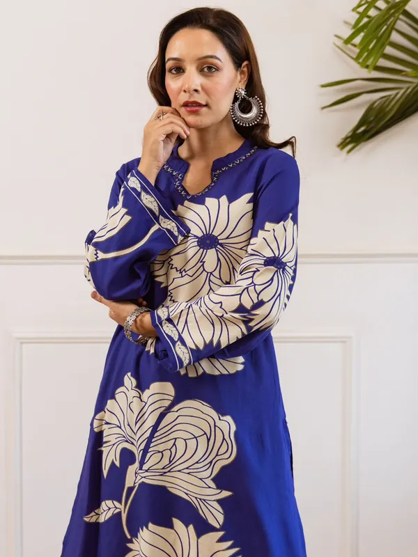 Blue_Printed_Viscose_Rayon_Kurta_Trouser_Set