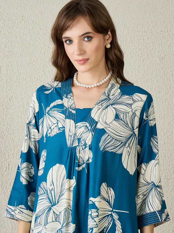Blue_Printed_Viscose_Rayon_Kurta_Trouser_Set