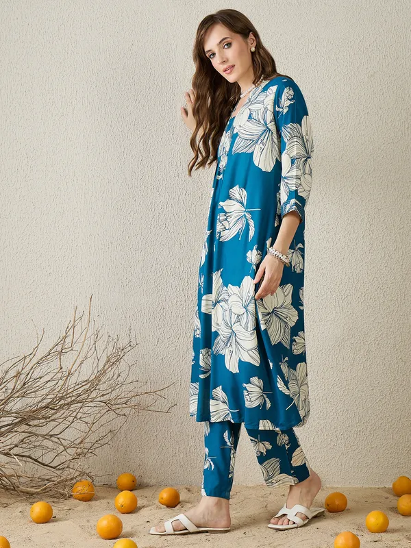 Blue_Printed_Viscose_Rayon_Kurta_Trouser_Set
