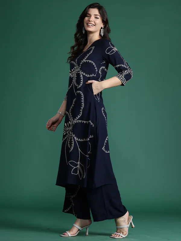 Blue_Embroidered_Viscose_Rayon_Kurta_Trouser_Set