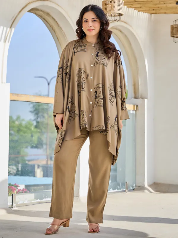 Grey_Printed_Viscose_Rayon_Kurta_Trouser_Set