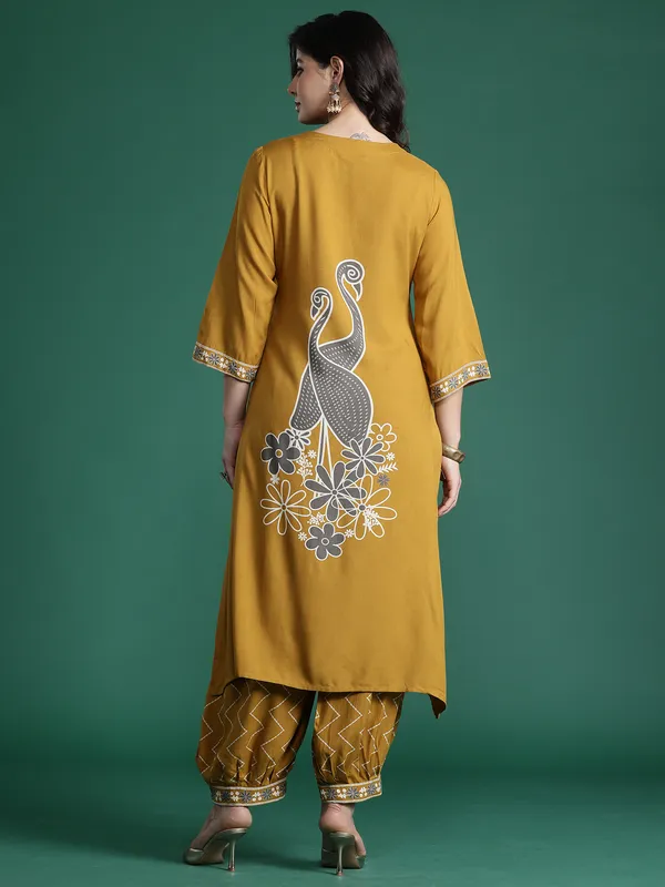 Mustard_Embroidered_Viscose_Rayon_Kurta_Trouser_Set