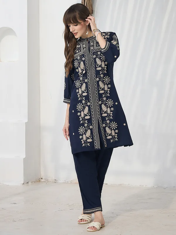 Navy_Blue_Embroidered_Viscose_Rayon_Kurta_Trouser_Set