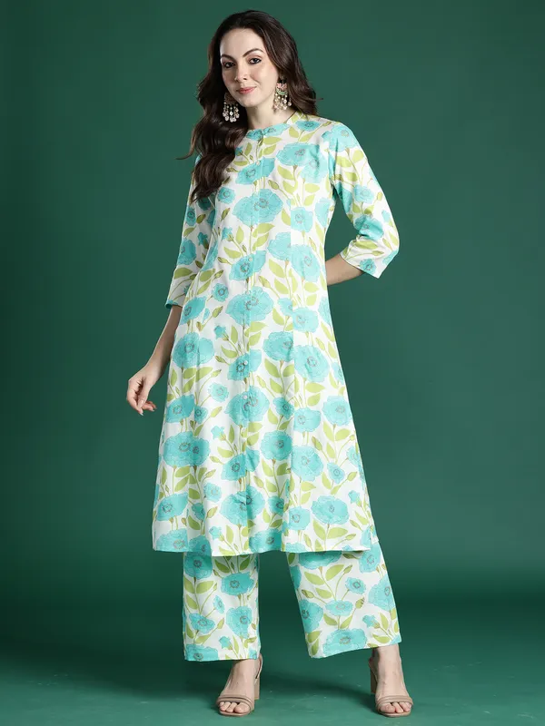 Off_White_Printed_Viscose_Rayon_Kurta_Trouser_Set