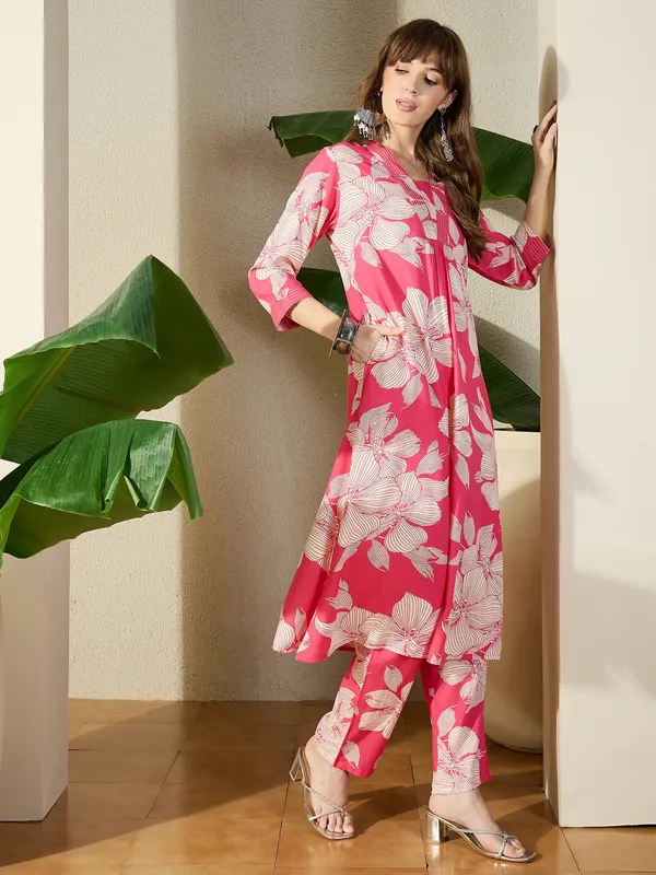 Pink_Printed_Viscose_Rayon_Kurta_Trouser_Set