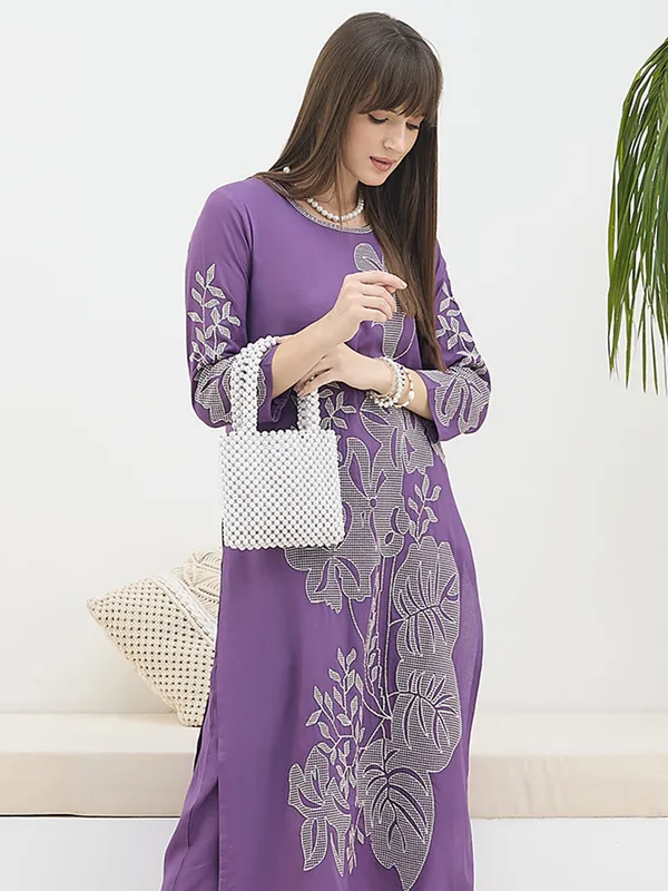 Purple_Embroidered_Viscose_Rayon_Kurta_Trouser_Set