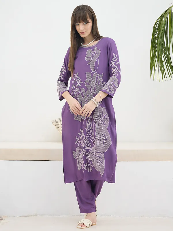Purple_Embroidered_Viscose_Rayon_Kurta_Trouser_Set