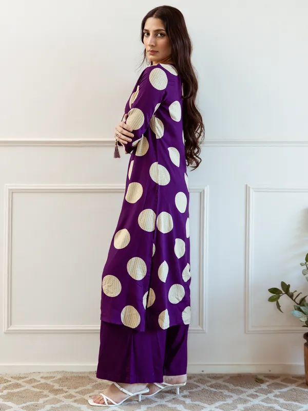 Purple_Embroidered_Viscose_Rayon_Kurta_Trouser_Set