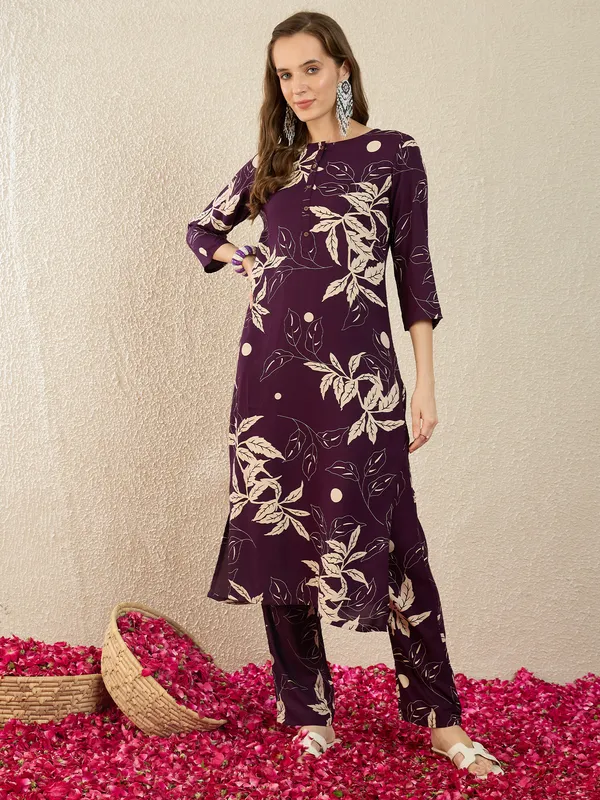 Purple_Printed_Viscose_Rayon_Kurta_Trouser_Set