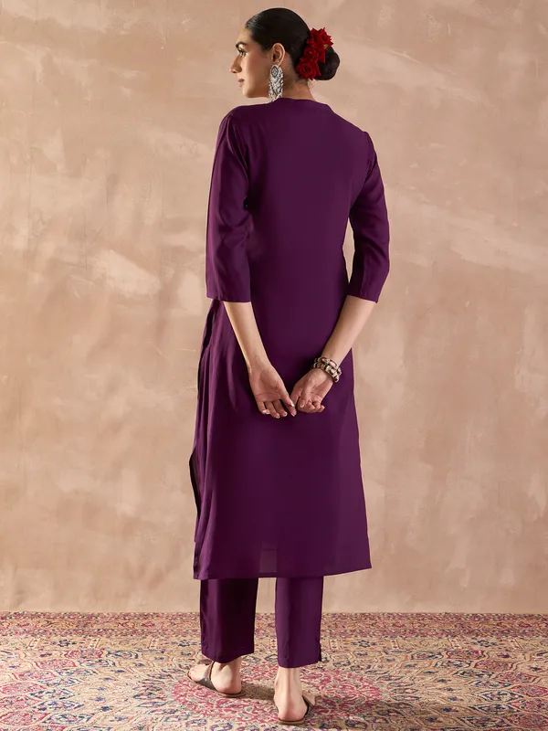 Purple_Rayon_Straight_Kurta_with_Trousers