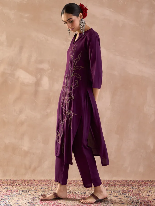 Purple_Rayon_Straight_Kurta_with_Trousers