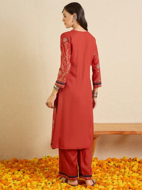 Red_Embroidered_Viscose_Rayon_Kurta_Trouser_Set