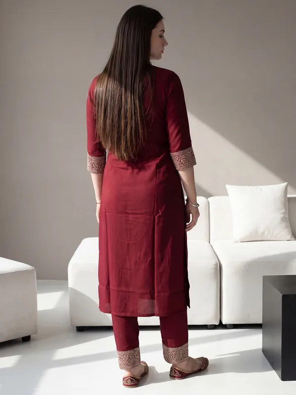 Red_Embroidered_Viscose_Rayon_Kurta_Trouser_Set