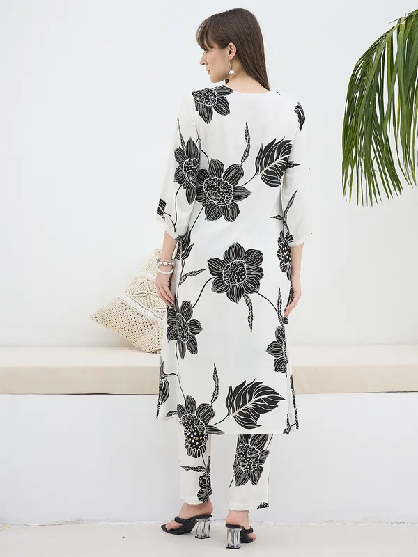 White_Printed_Viscose_Rayon_Kurta_Trouser_Set