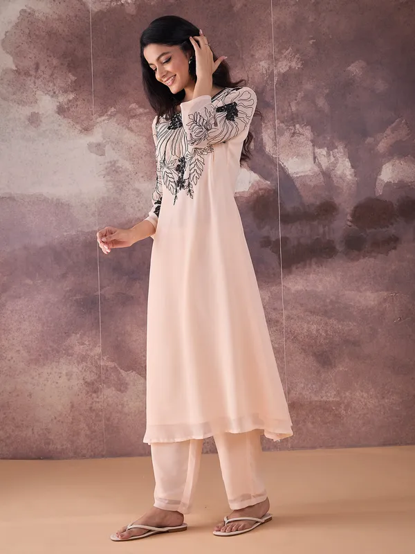 Beige_Embroidered_Georgette_Kurta_Trouser_Set