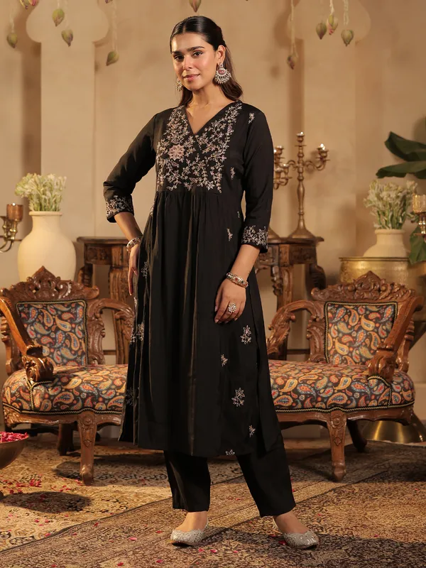 Black_Silk-Blend_A-Line_Kurta_with_Trousers