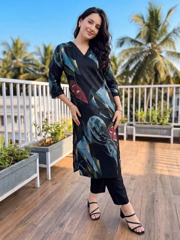 Black_Printed_Silk_Kurta_Trouser_Set